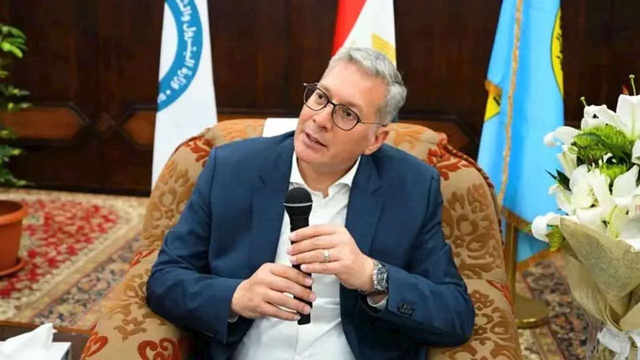 وزير البترول يقر حوافز جديدة للحفر الأفقي والتكسير لرفع معدلات إنتاج النفط